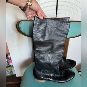 FRYE Jillian Pull-On Black Boots